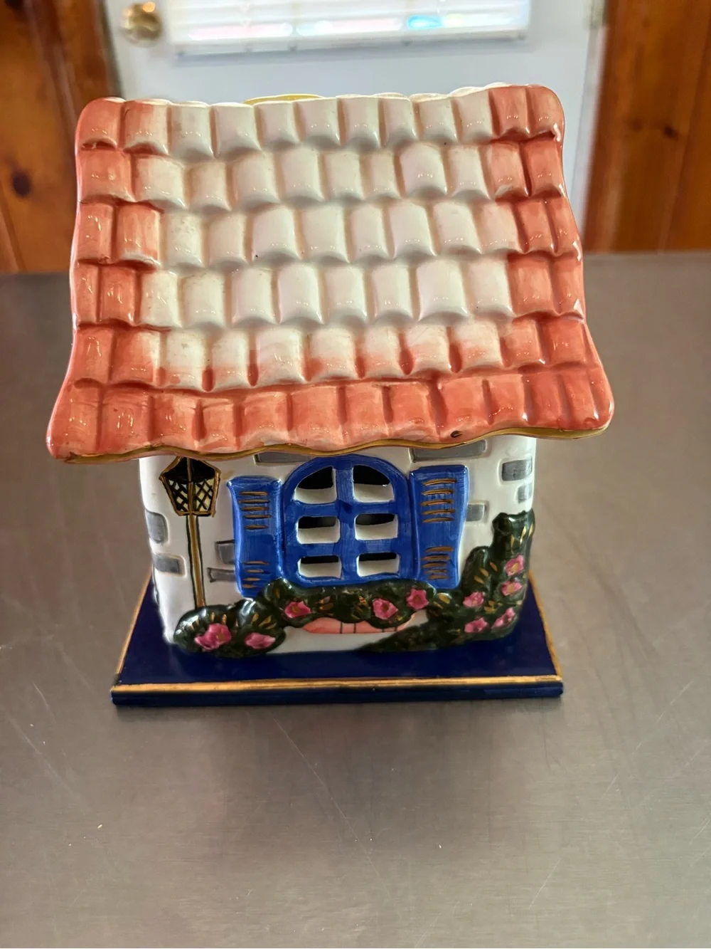 Cottage Cozy Ceramic Candle Holder La Patisserie with extra base for candle